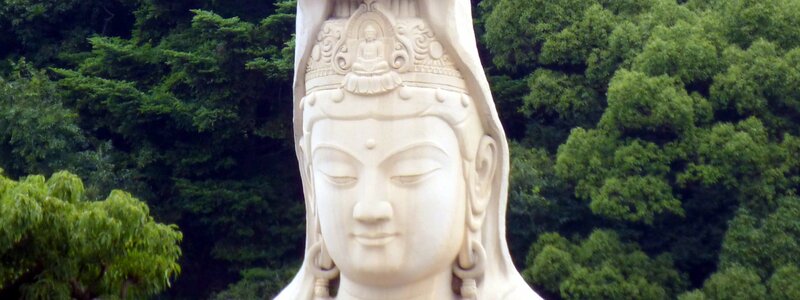 The mystery of the giant Kannon statues