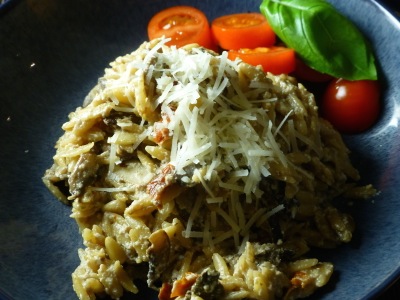 Orzo with ricotta and mushrooms